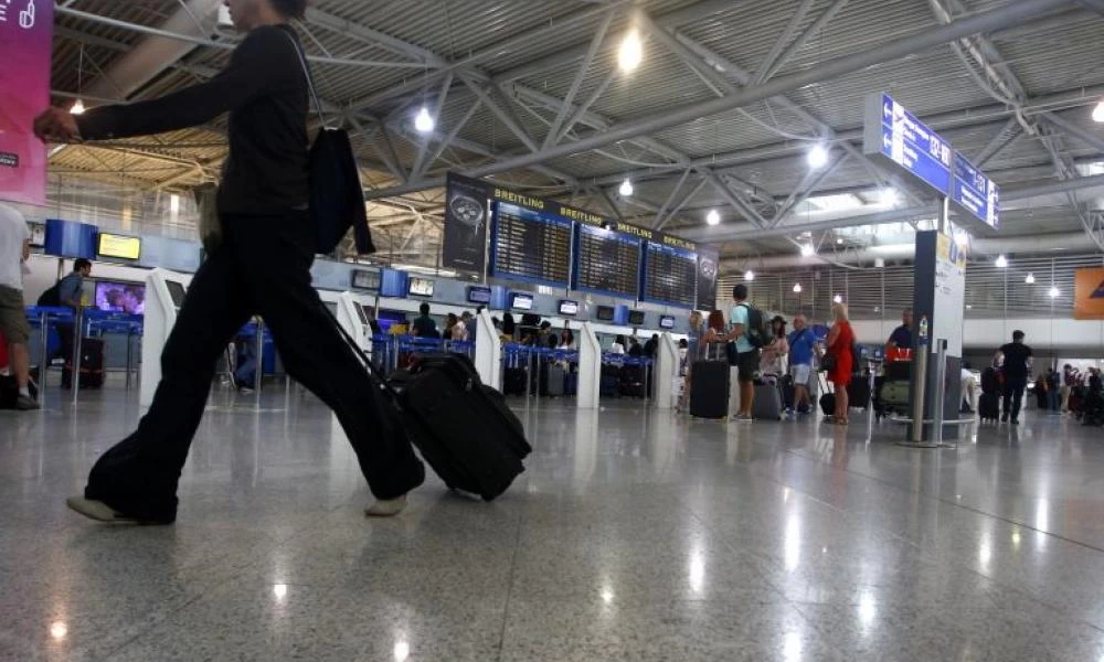 Βρετανία: Αυξήσεις στις κρατήσεις για τις φθινοπωρινές διακοπές